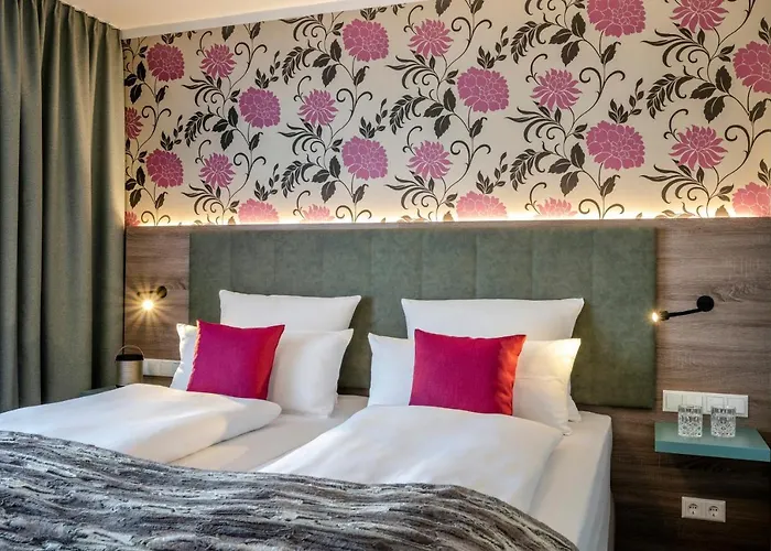 Boutique Erb Muenchen Parsdorf 3*