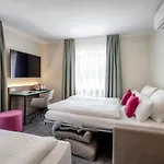 Boutique Erb Muenchen Parsdorf Hotel 3*