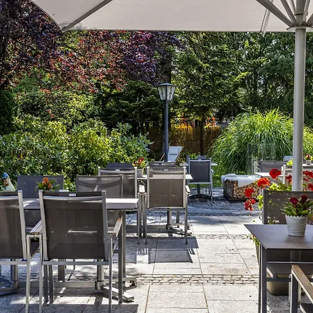 Boutique Erb Muenchen Parsdorf فاترشتيتن