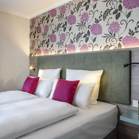 Boutique Erb München Parsdorf 3* Vaterstetten
